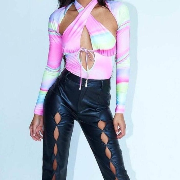 Princess Polly Two Piece Set Pink Multi Color Bodysuit and Cardigan - Picture 2 of 12